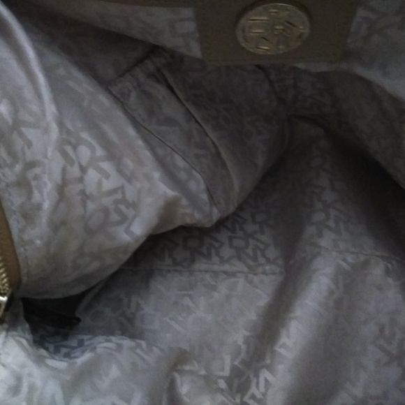 DKNY PEBBLE LEATHER ZIP ZIP SATCHEL HANDBAG - Picture 4 of 6